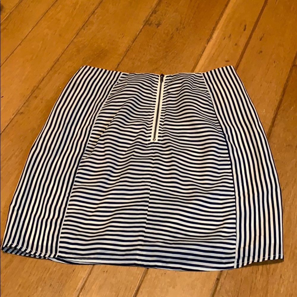 Tobi skirt - Picture 2 of 2